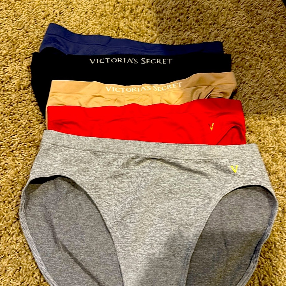 Victoria’s Secret NWT seamless panty x5